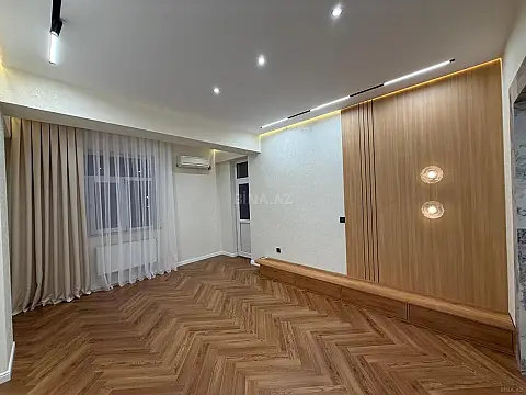 Satılır 2 otaqlı mənzil 81 m²