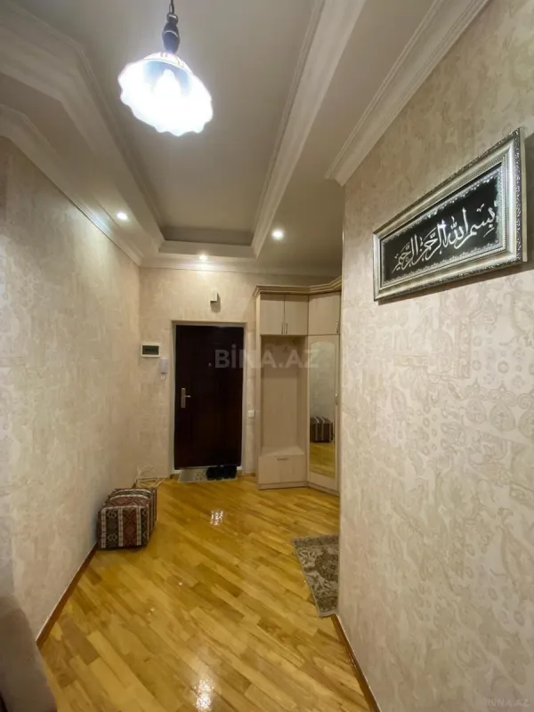 Kirayə verilir 2 otaqlı mənzil 85 m²