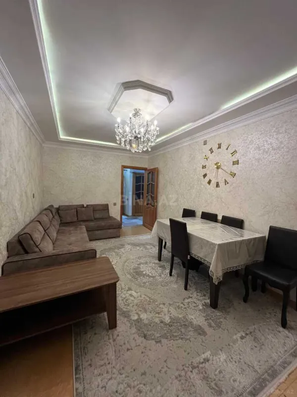 Satılır 5 otaqlı mənzil 115 m²