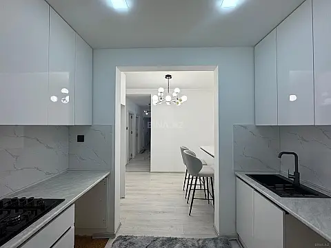 Satılır 3 otaqlı mənzil 60 m²