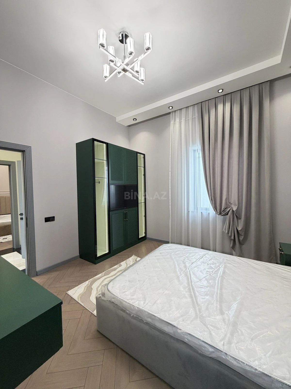 Satılır 4 otaqlı həyət evi 140 m²