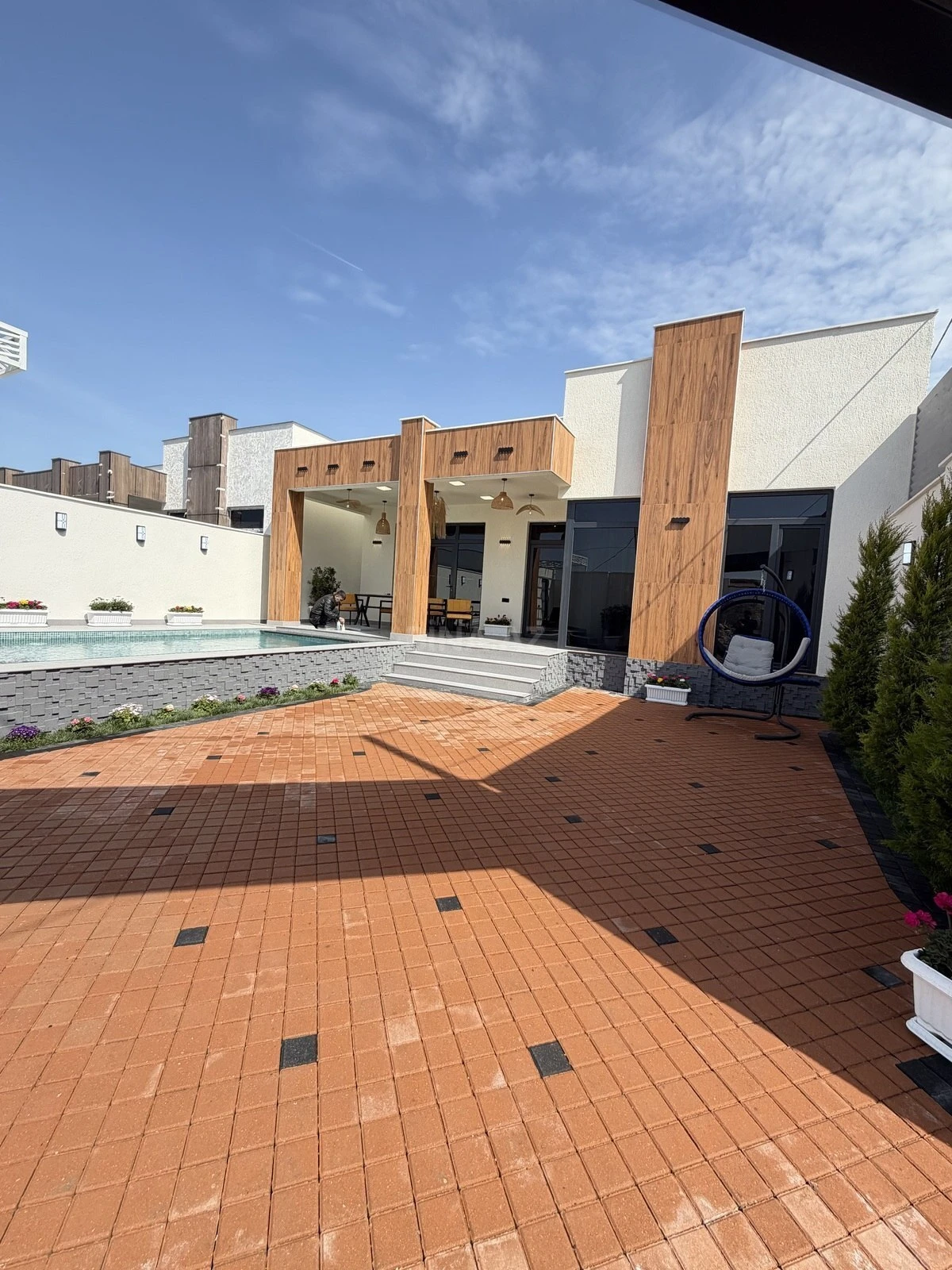 Satılır 4 otaqlı həyət evi 140 m²