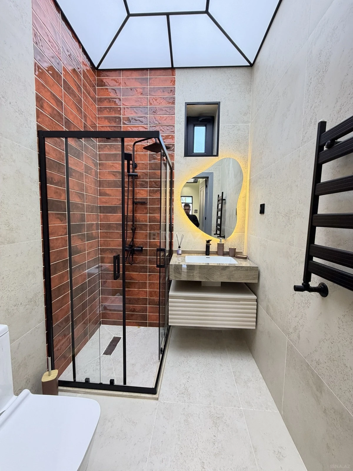 Satılır 4 otaqlı həyət evi 140 m²