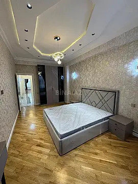 Satılır 2 otaqlı mənzil 80 m²