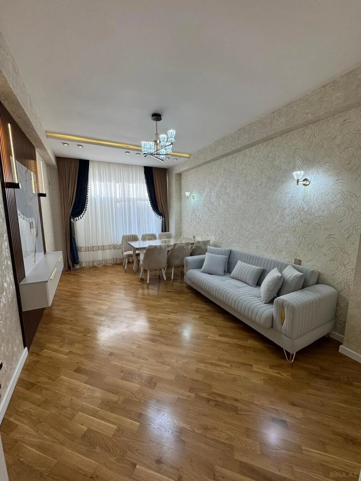 Satılır 2 otaqlı mənzil 80 m²