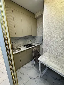 Satılır 2 otaqlı mənzil 80 m²