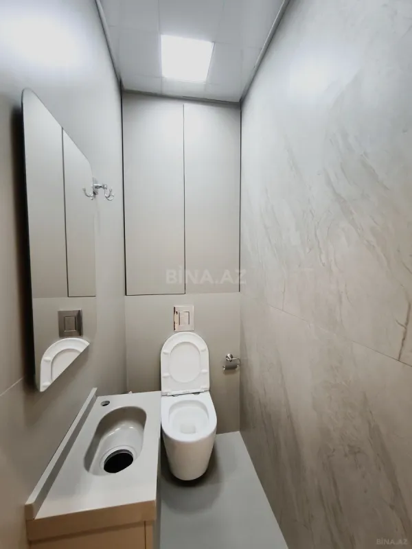 Kirayə verilir 2 otaqlı mənzil 110 m²