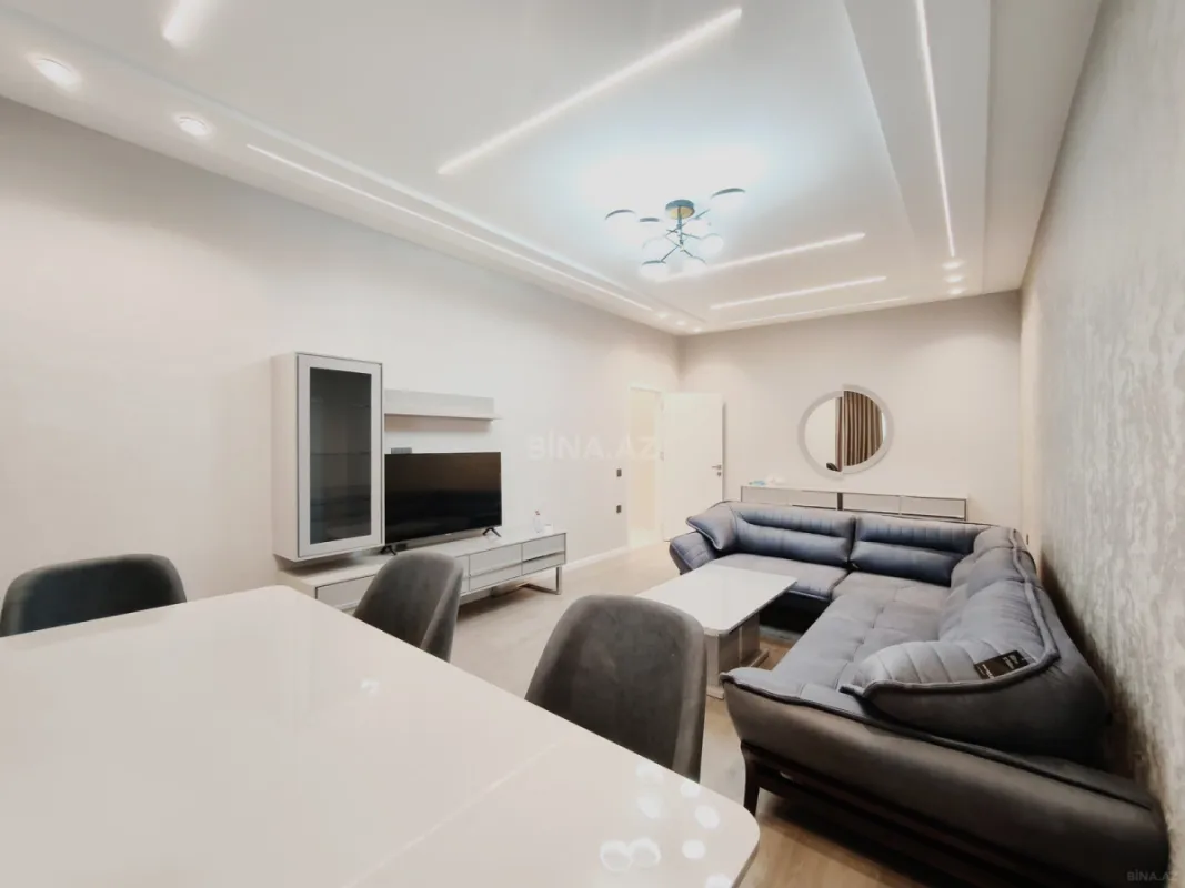 Kirayə verilir 2 otaqlı mənzil 110 m²