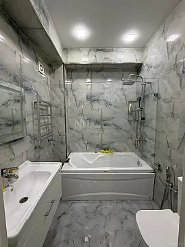 Kirayə verilir 3 otaqlı mənzil 125 m²