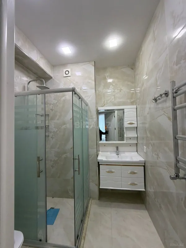 Kirayə verilir 3 otaqlı mənzil 125 m²