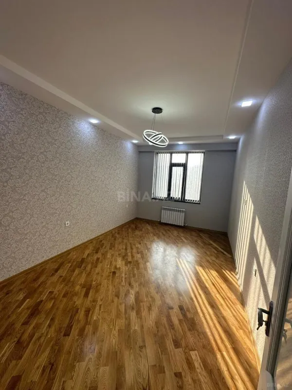 Kirayə verilir 2 otaqlı mənzil 95 m²