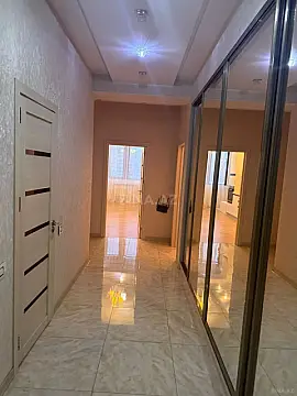 Kirayə verilir 2 otaqlı mənzil 95 m²