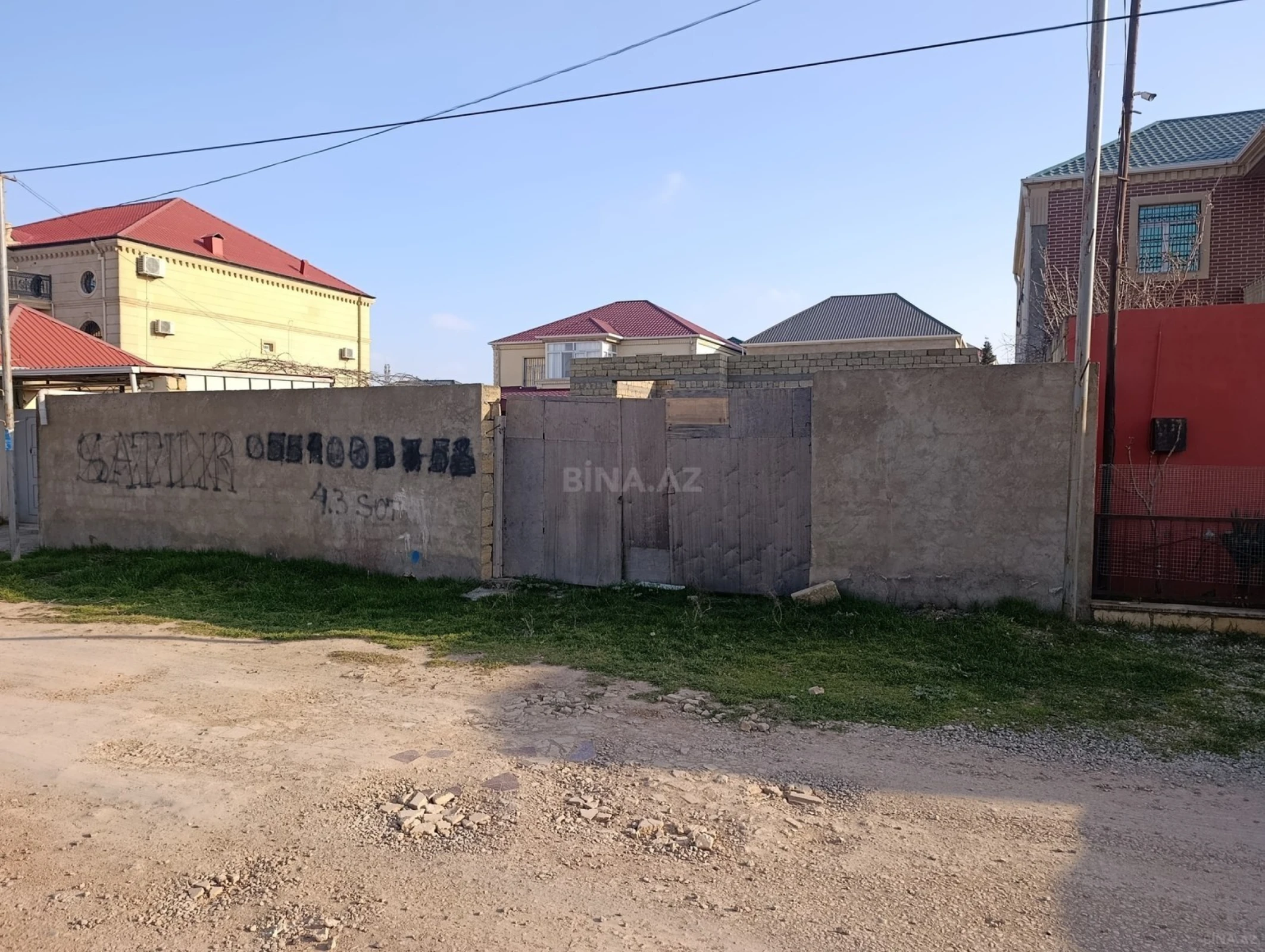 Satılır 5 otaqlı həyət evi 160 m²