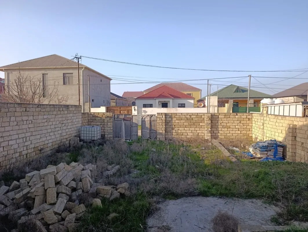 Satılır 5 otaqlı həyət evi 160 m²