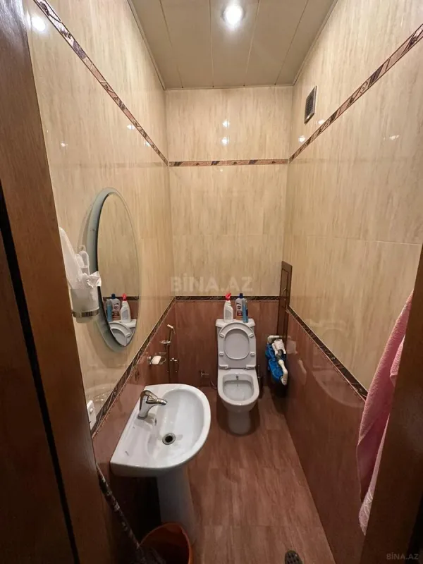 Satılır 4 otaqlı mənzil 172 m²