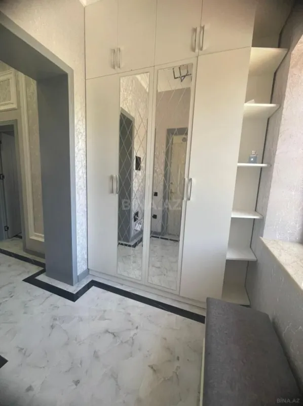 Satılır 4 otaqlı həyət evi 200 m²