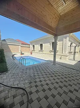 Satılır 4 otaqlı həyət evi 200 m²