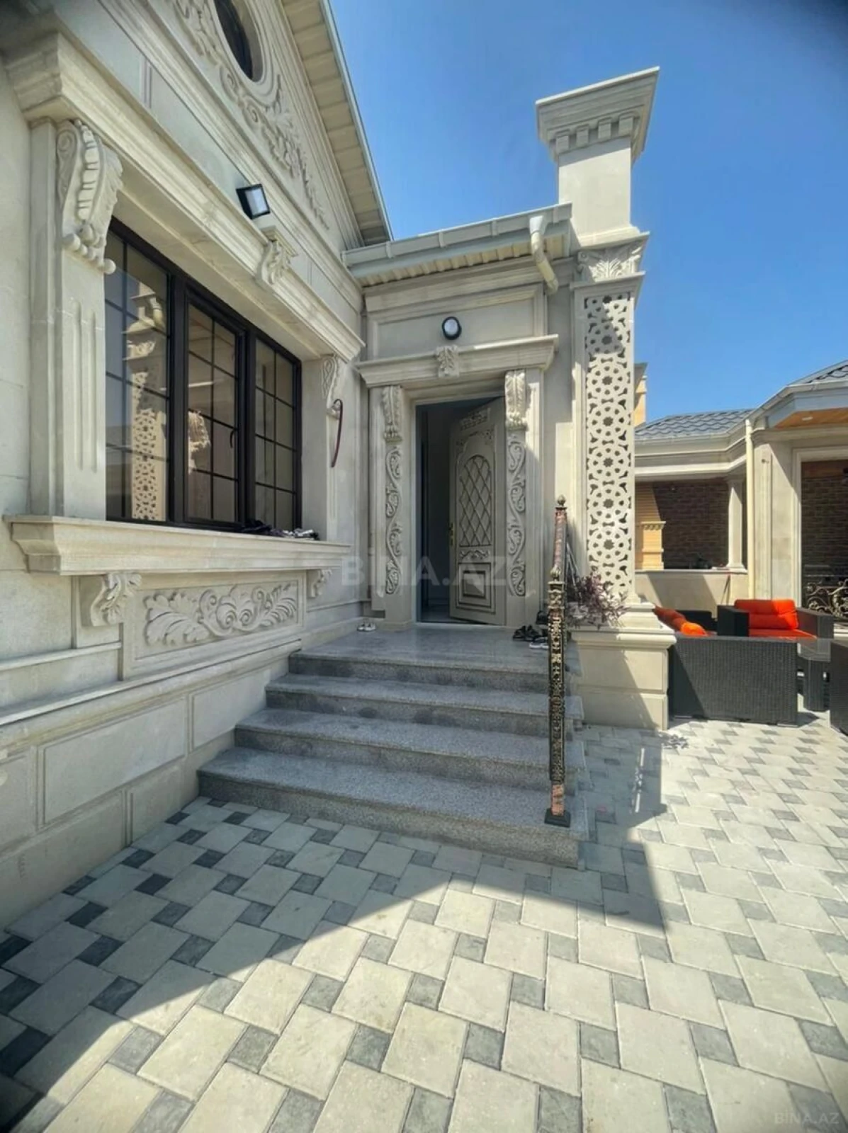 Satılır 4 otaqlı həyət evi 200 m²