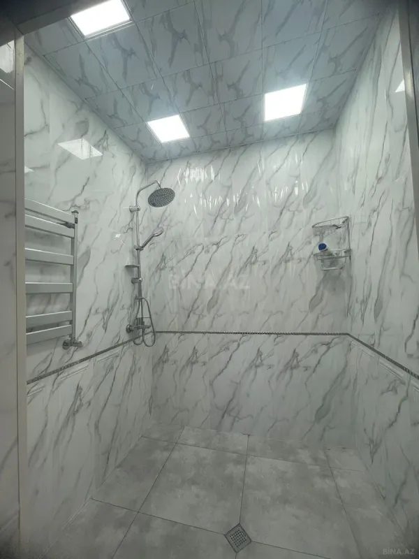 Satılır 4 otaqlı həyət evi 200 m²