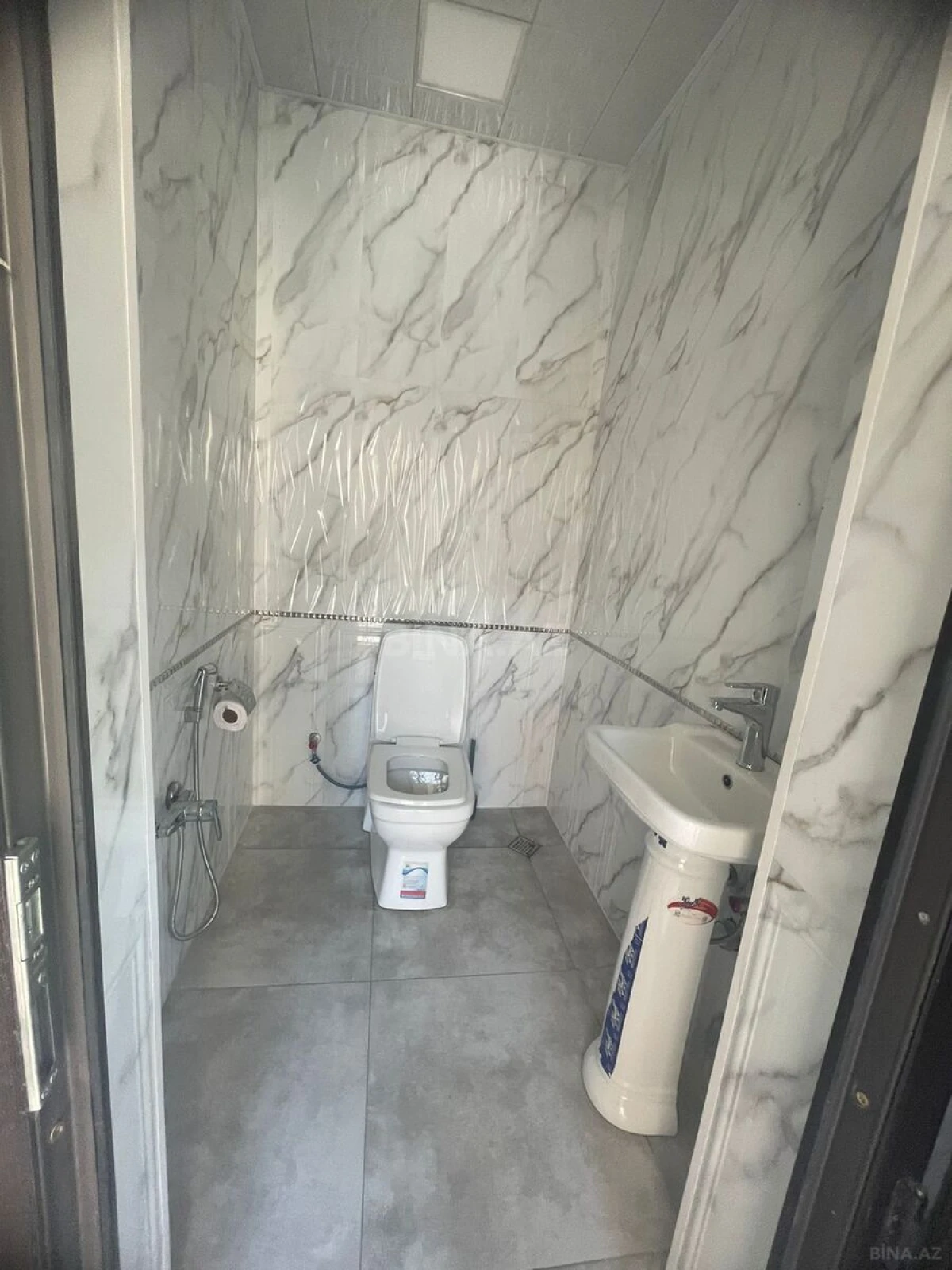 Satılır 4 otaqlı həyət evi 200 m²