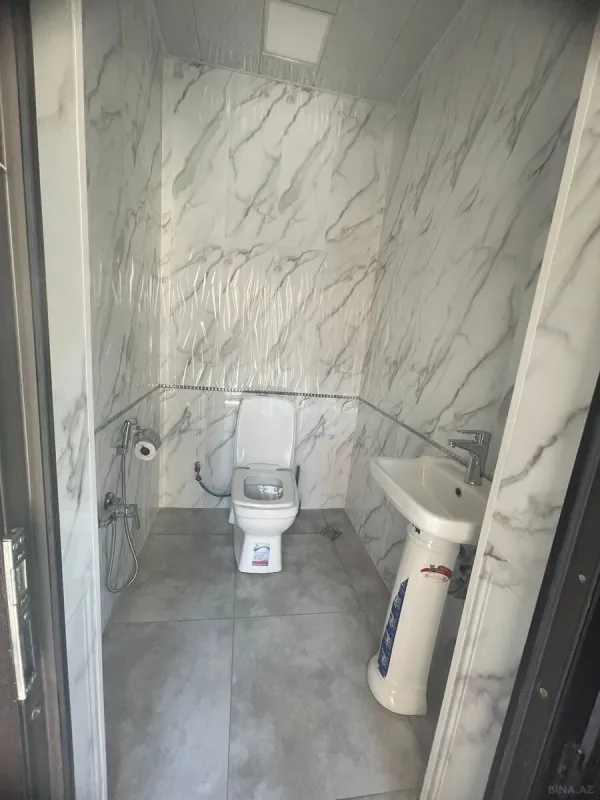 Satılır 4 otaqlı həyət evi 200 m²