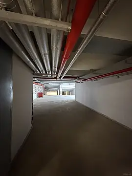 Satılır 4 otaqlı mənzil 214 m²