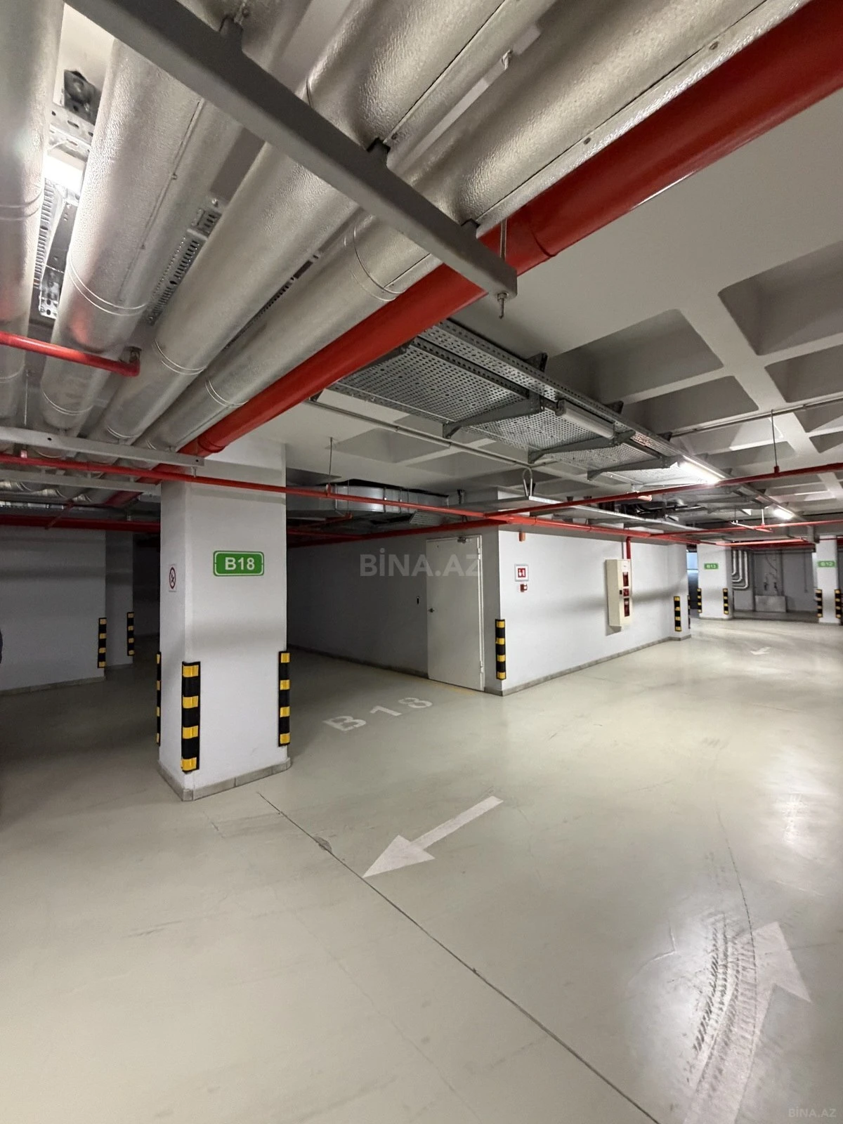 Satılır 4 otaqlı mənzil 214 m²