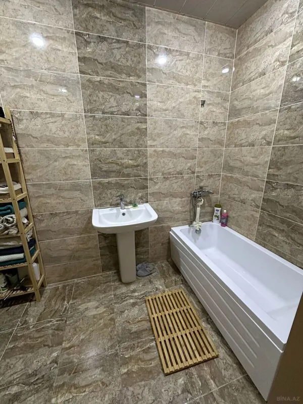 Satılır 3 otaqlı mənzil 115 m²