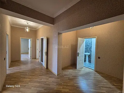 Satılır 3 otaqlı mənzil 115 m²