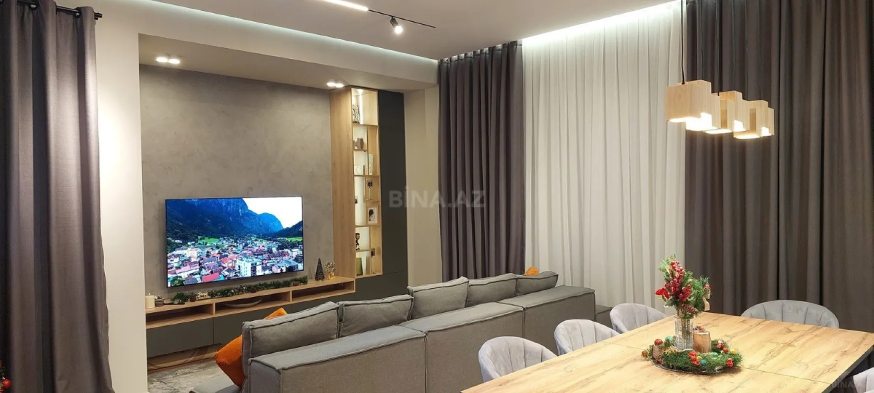 Satılır 3 otaqlı mənzil 130 m²