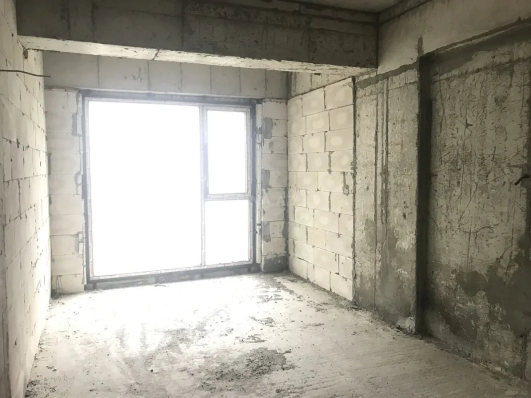 Satılır 2 otaqlı mənzil 96 m²