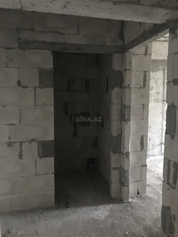 Satılır 2 otaqlı mənzil 96 m²