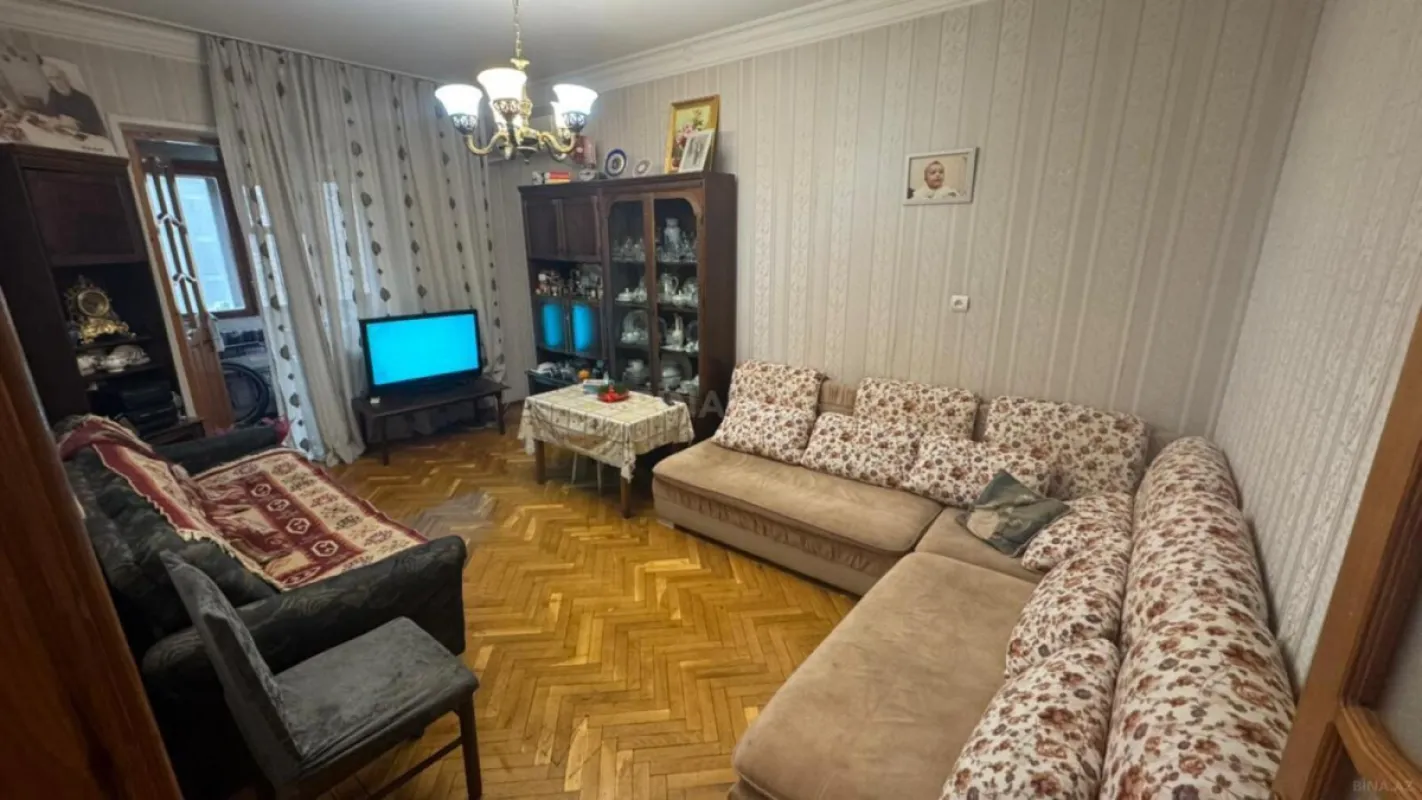 Satılır 3 otaqlı mənzil 90 m²