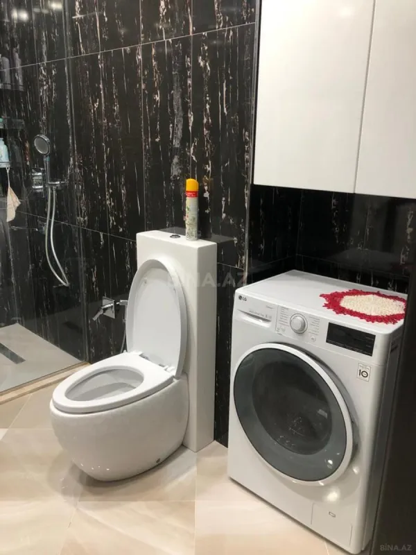 Kirayə verilir 2 otaqlı mənzil 77 m²