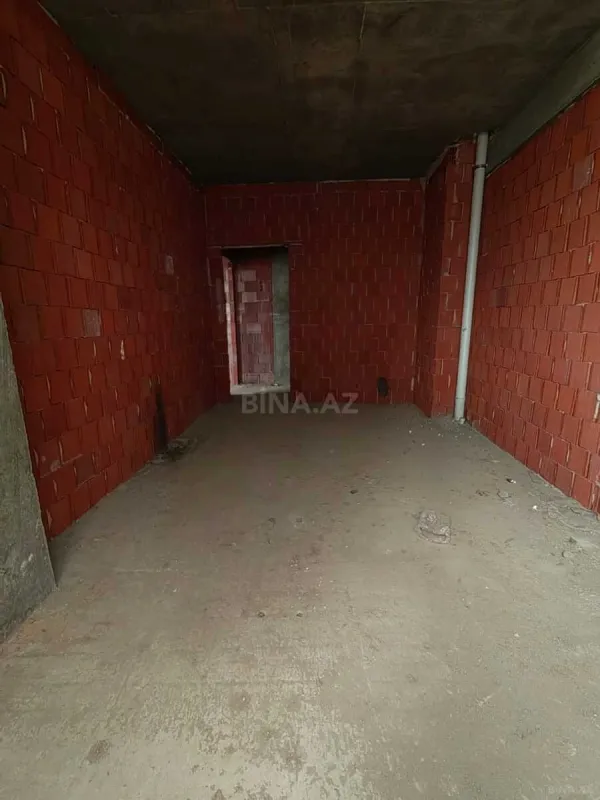 Satılır 4 otaqlı mənzil 150 m²