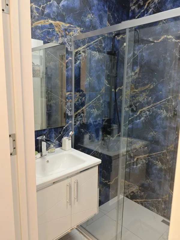 Satılır 2 otaqlı mənzil 65.5 m²