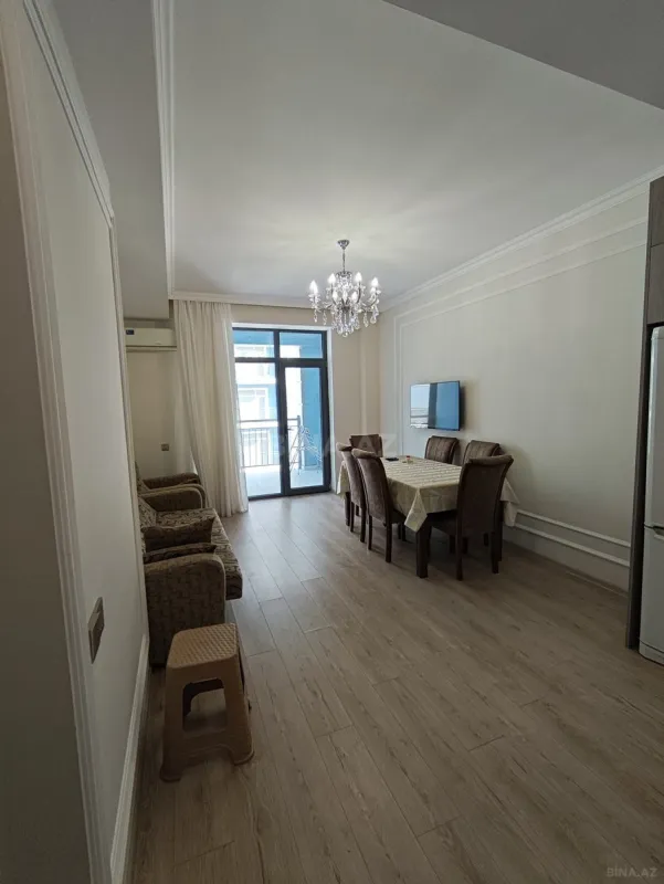Satılır 2 otaqlı mənzil 65.5 m²