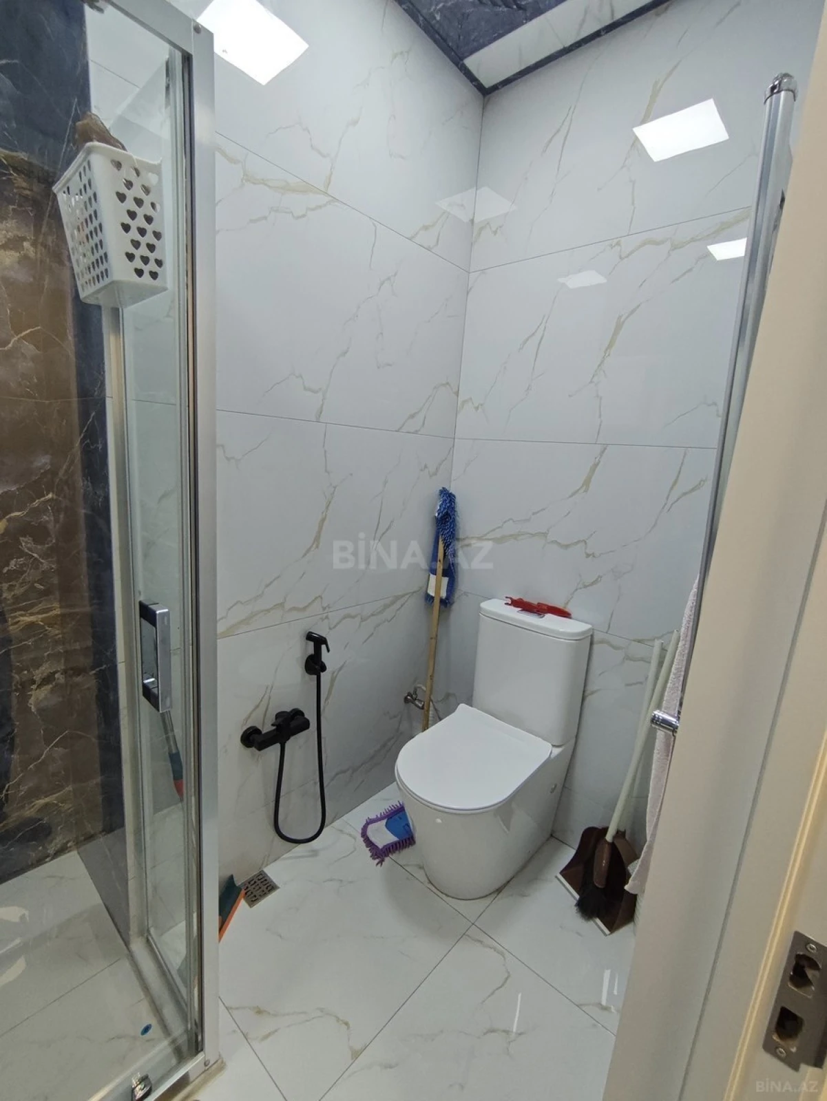 Satılır 2 otaqlı mənzil 65.5 m²