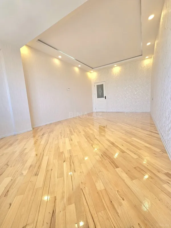 Satılır 2 otaqlı mənzil 57 m²