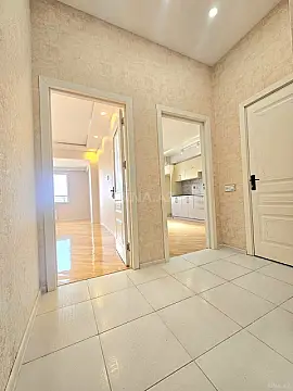 Satılır 2 otaqlı mənzil 57 m²