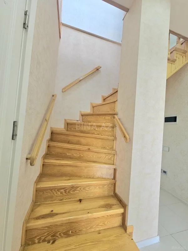 Satılır 2 otaqlı mənzil 57 m²