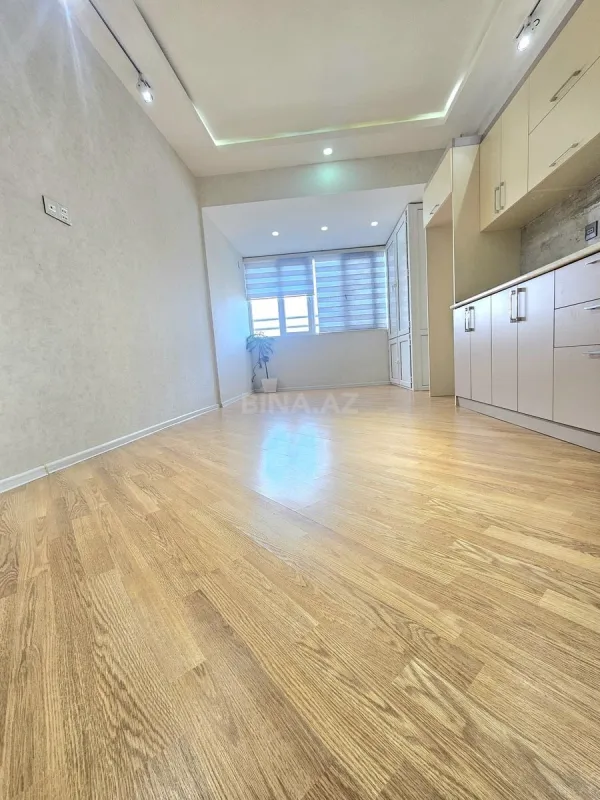 Satılır 2 otaqlı mənzil 57 m²