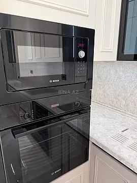 Satılır 4 otaqlı mənzil 181 m²
