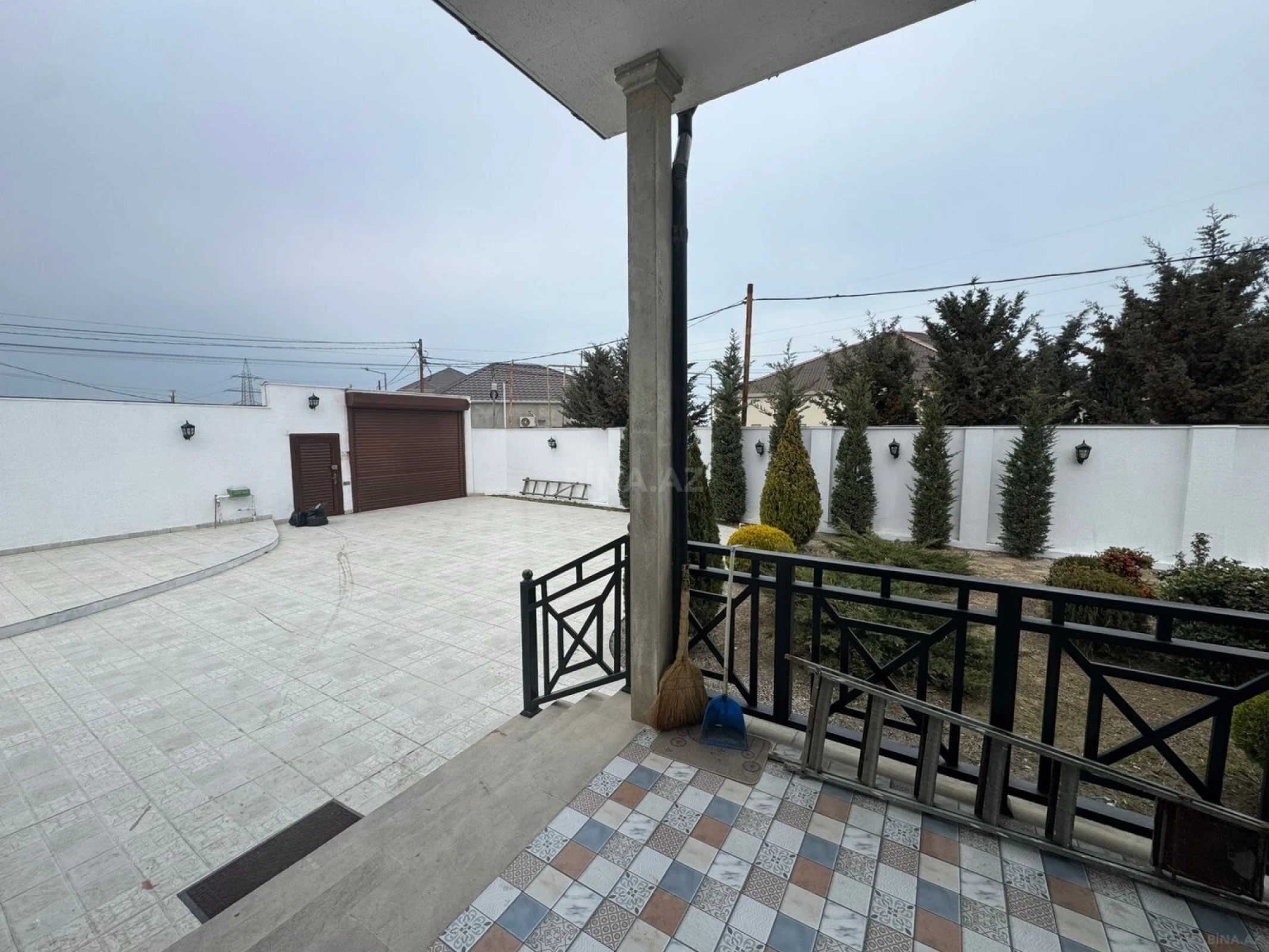 Kirayə verilir 3 otaqlı həyət evi 200 m²