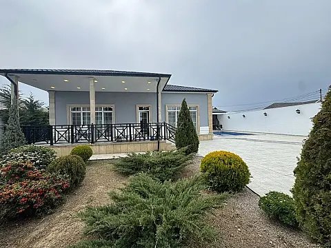 Kirayə verilir 3 otaqlı həyət evi 200 m²