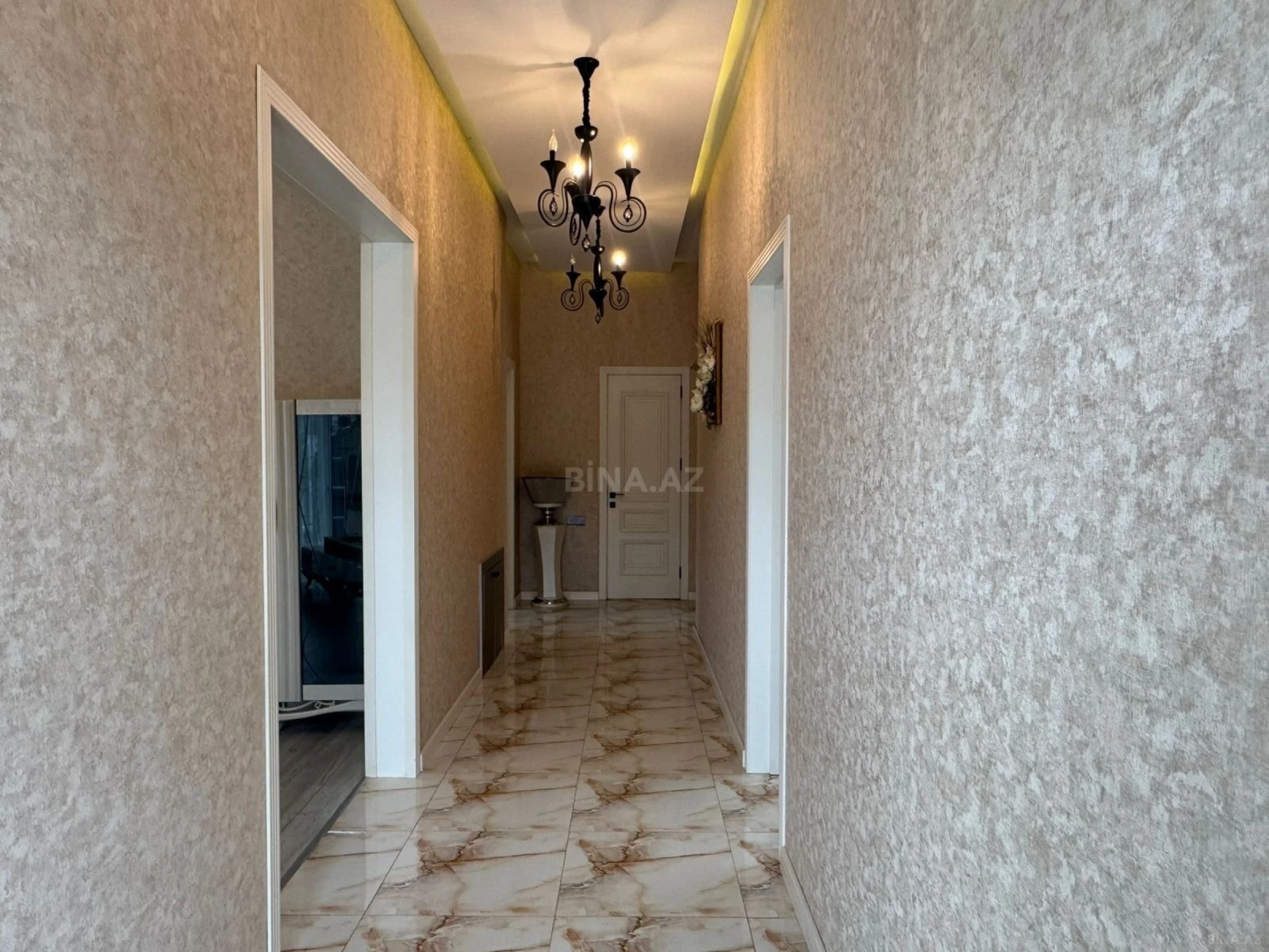 Kirayə verilir 3 otaqlı həyət evi 200 m²