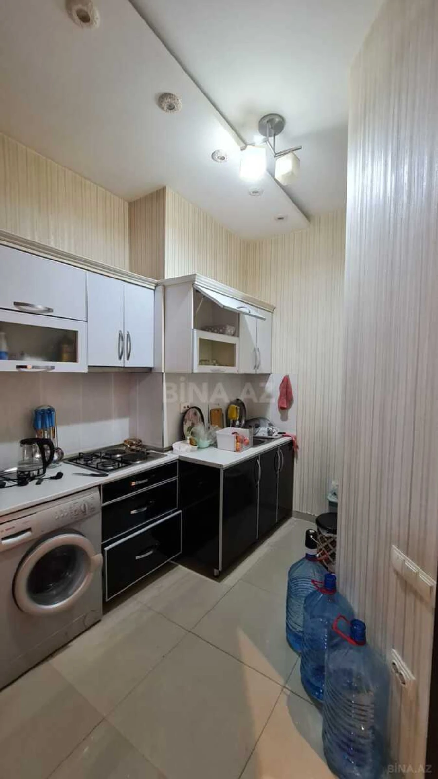 Satılır 3 otaqlı mənzil 106 m²