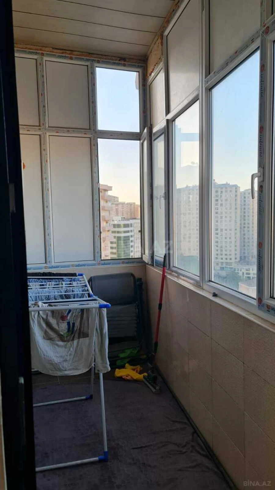 Satılır 3 otaqlı mənzil 106 m²