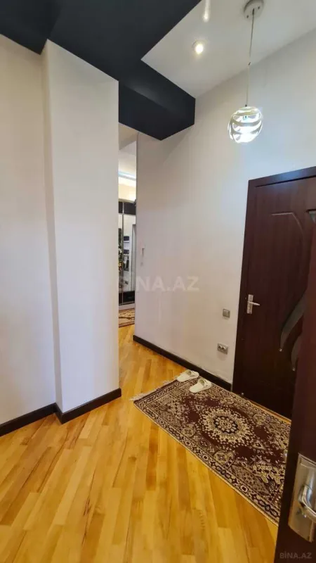 Satılır 3 otaqlı mənzil 106 m²