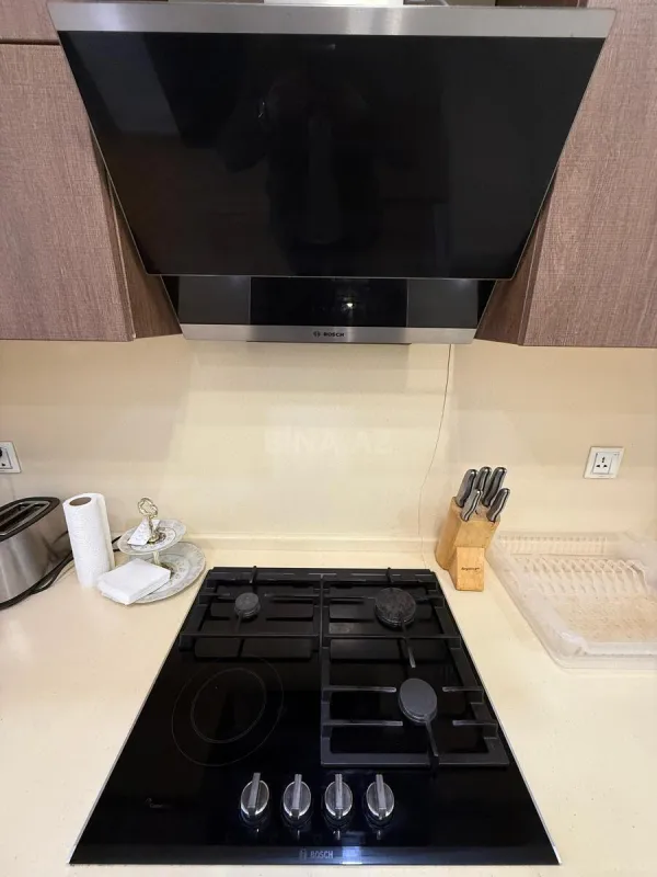 Satılır 2 otaqlı mənzil 82 m²